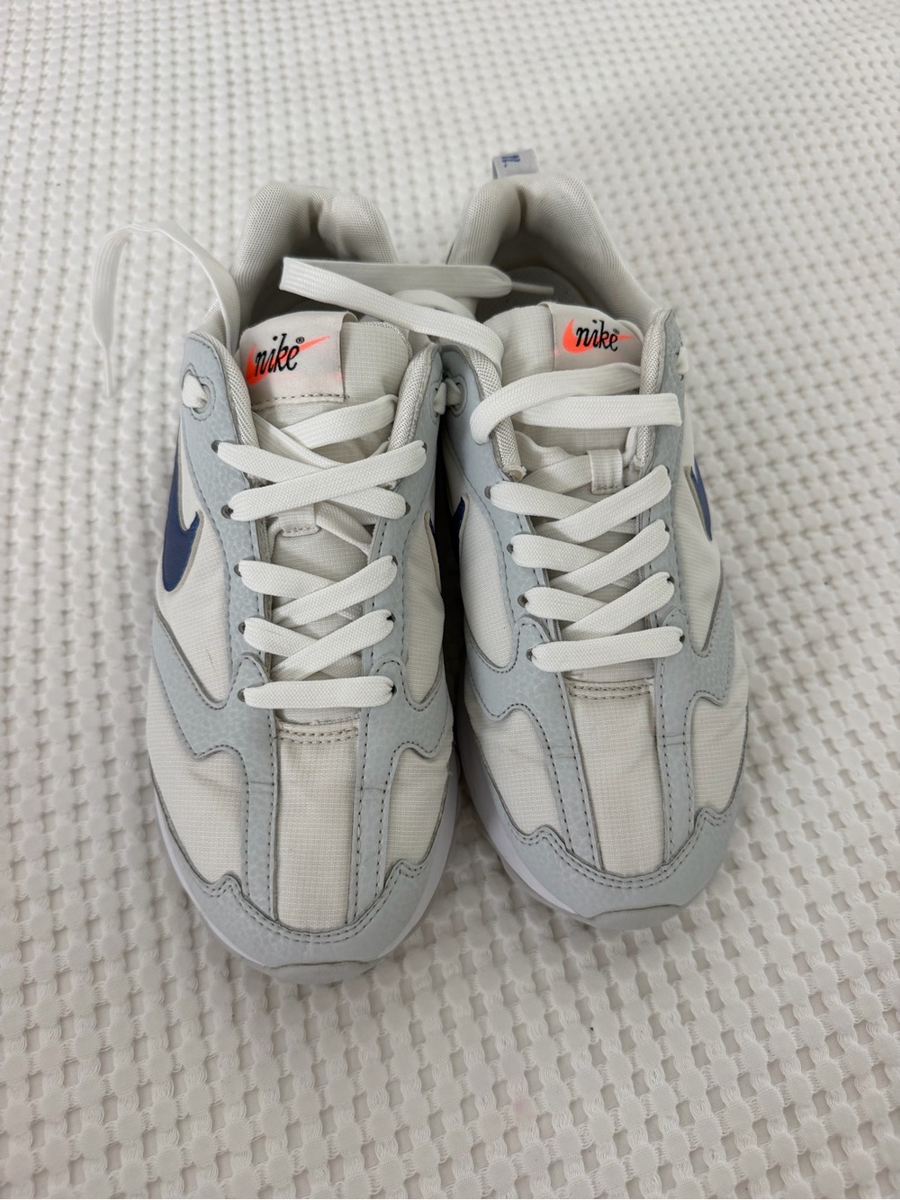 Nike Air Max Women’s Sneakers White Blue